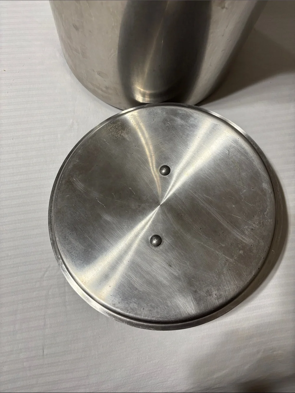American kitchen Stainless Steel Cookware by Regal- commercial grade. 20quarts